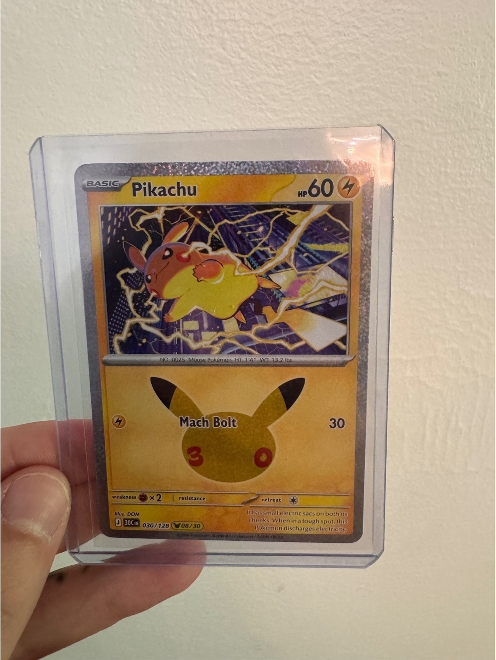 TCG Pokémon Pikachu 030/128 30th Anniversary Celebration Card